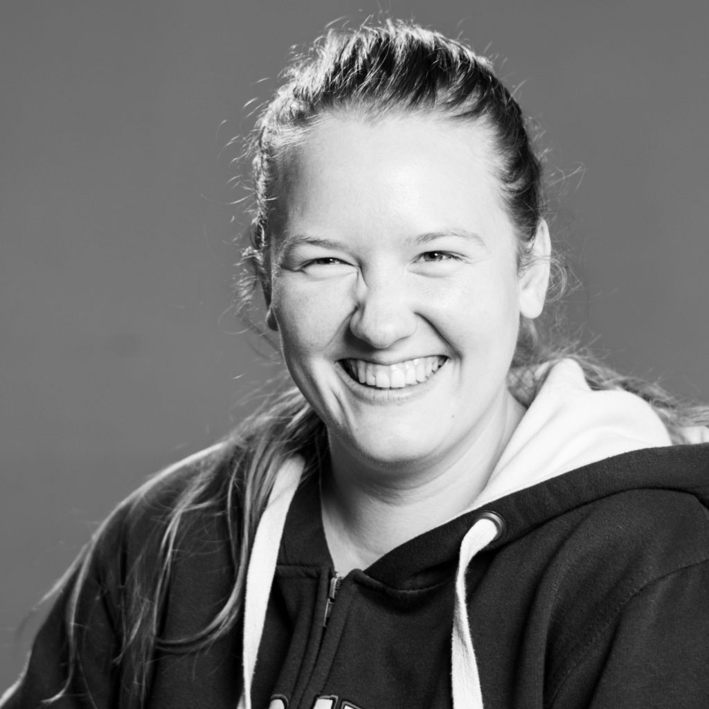 Edina Ladstätter Schauspielschule Athanor Passau