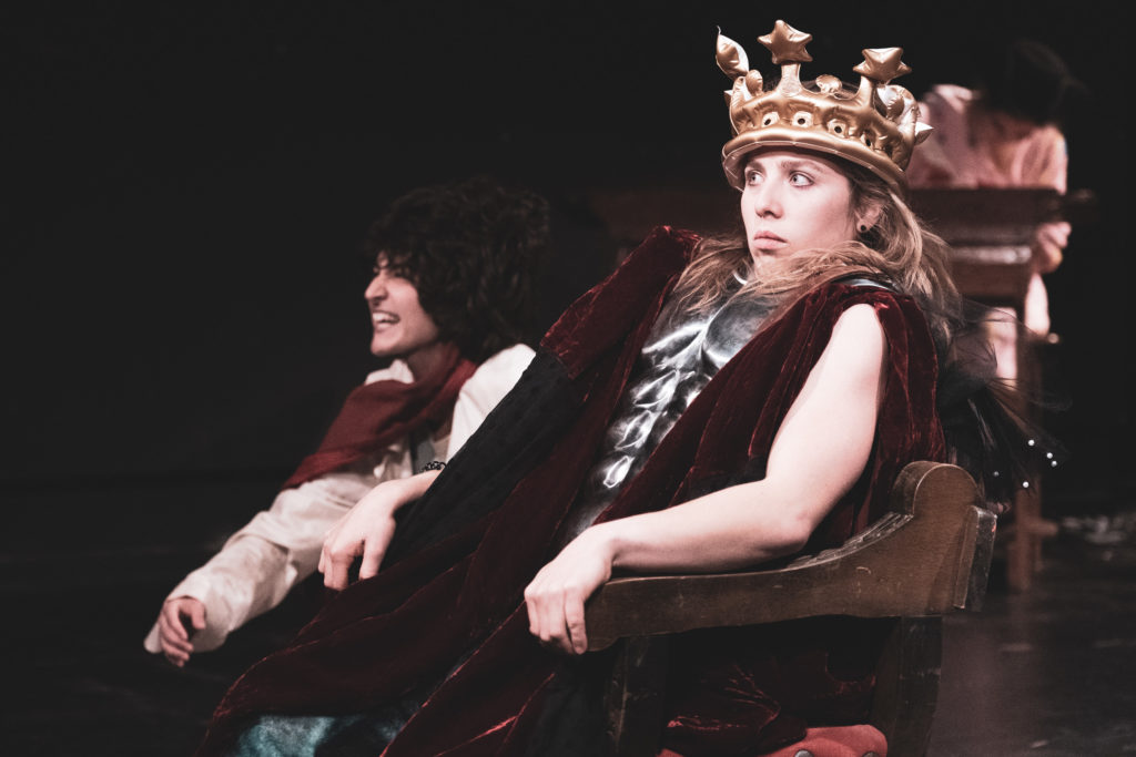 Anela Luzi & Josephine Geck (c) Benjamin Strobel Regie Ausbildung schauspielschule