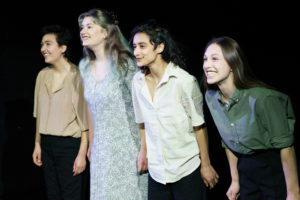 schauspielschule münchen Auf dem Wagen2 ©Benjamin Strobl